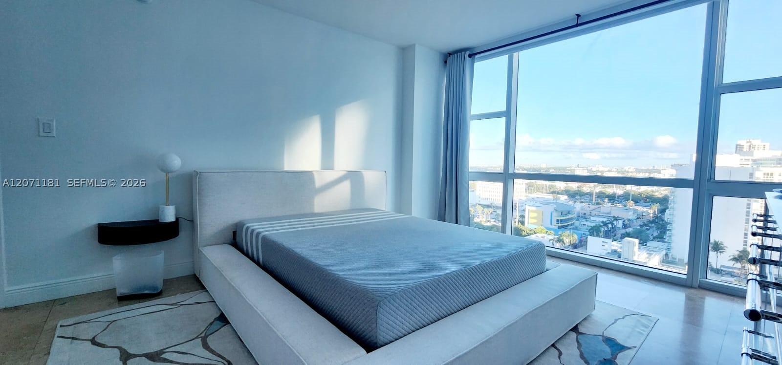 6801 Collins Ave #LPH05, Miami Beach FL 33141