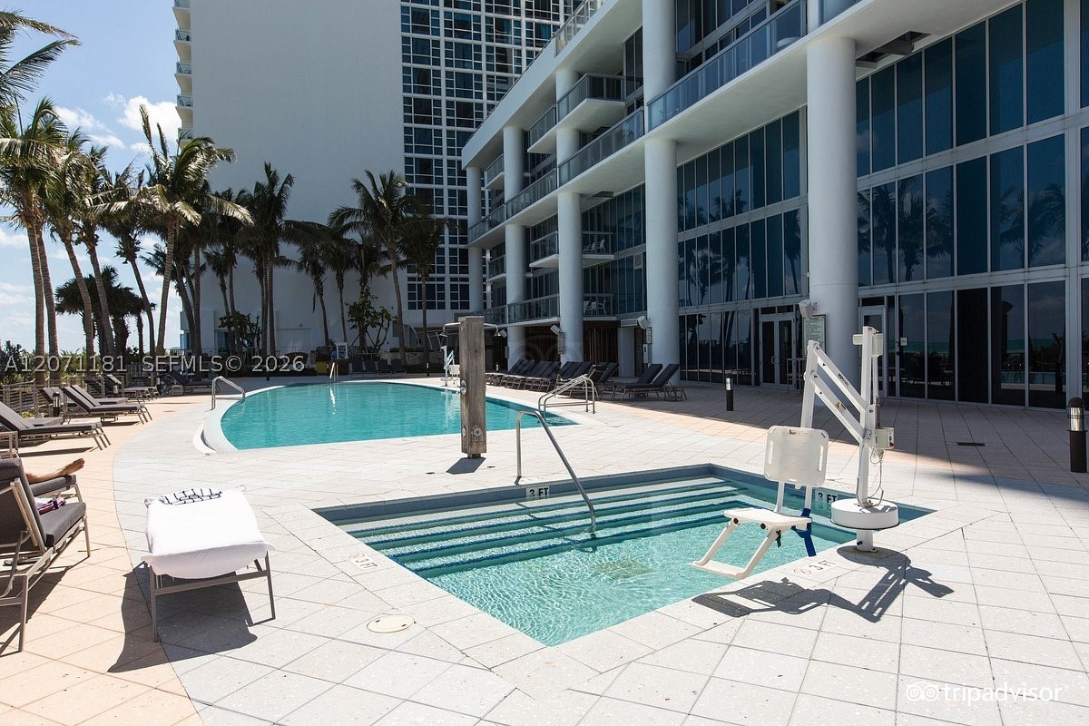 6801 Collins Ave #LPH05, Miami Beach FL 33141