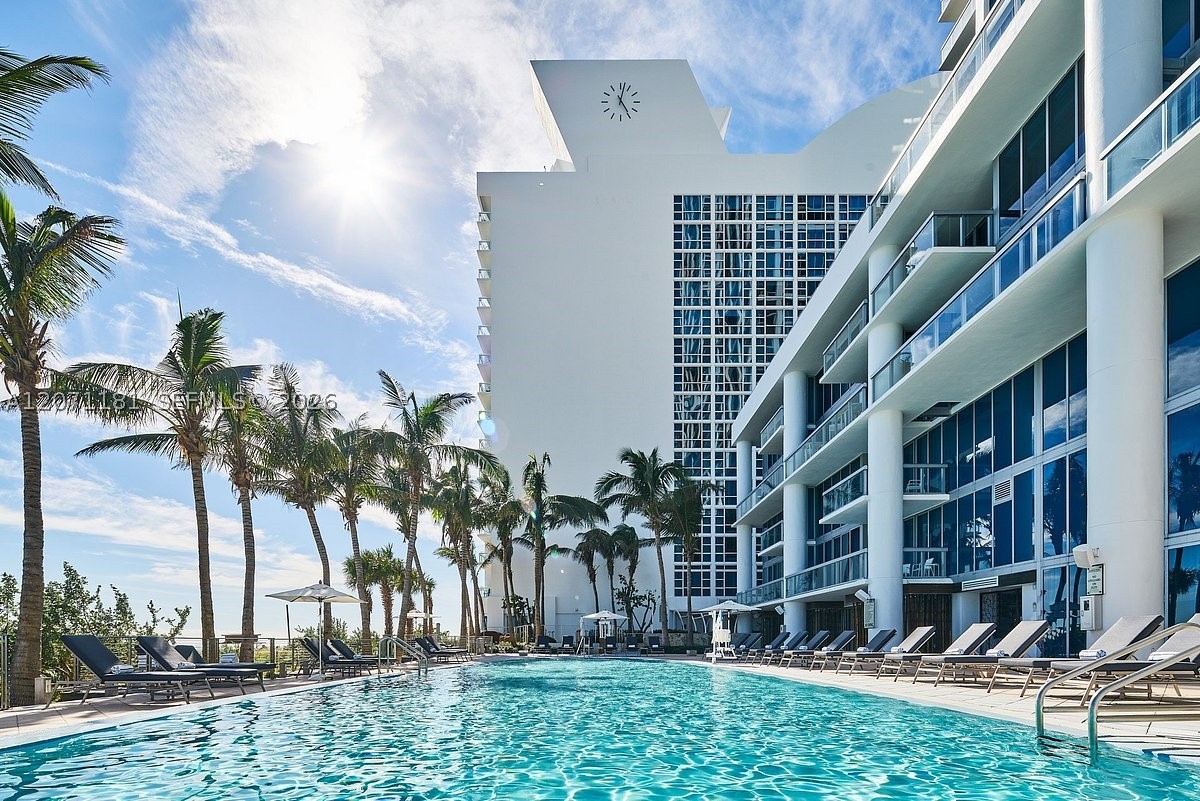 6801 Collins Ave #LPH05, Miami Beach FL 33141