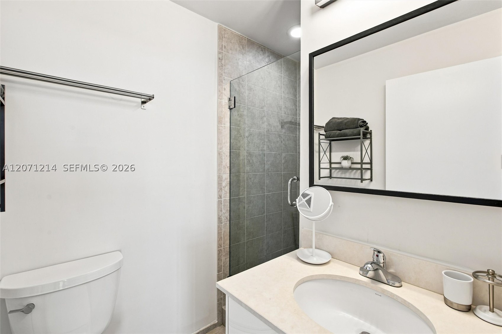60 SW 13th St #4602, Miami FL 33130
