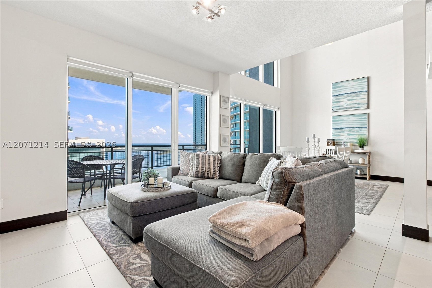 60 SW 13th St #4602, Miami FL 33130