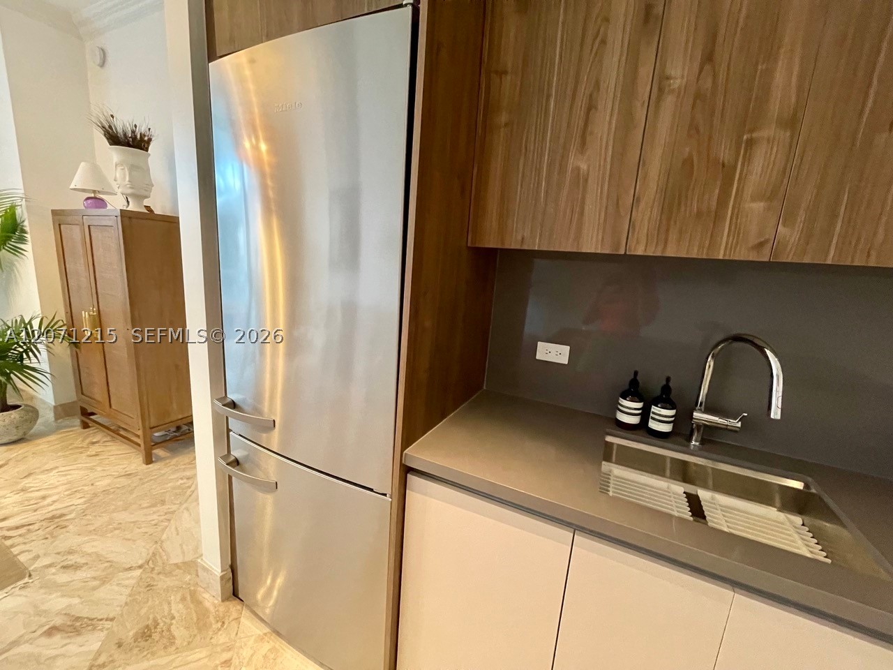 3470 E Coast Ave #H0806, Miami FL 33137