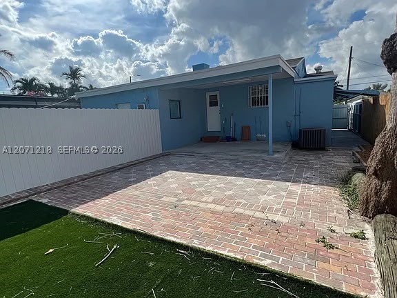 2645 SW 33rd Ave, Miami FL 33133