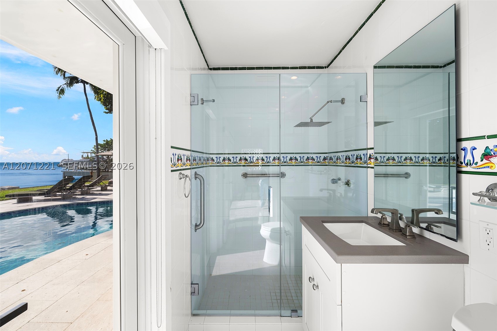 520 S Mashta Dr, Key Biscayne FL 33149