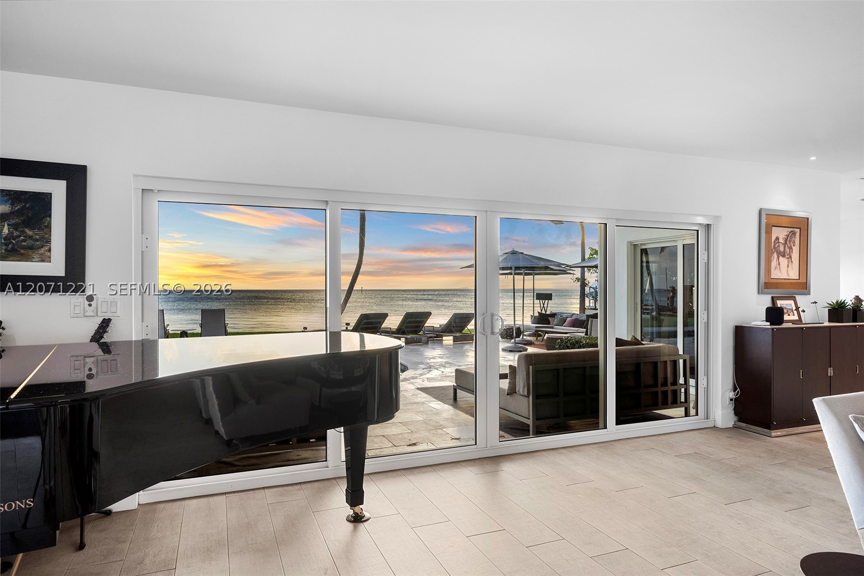 520 S Mashta Dr, Key Biscayne FL 33149