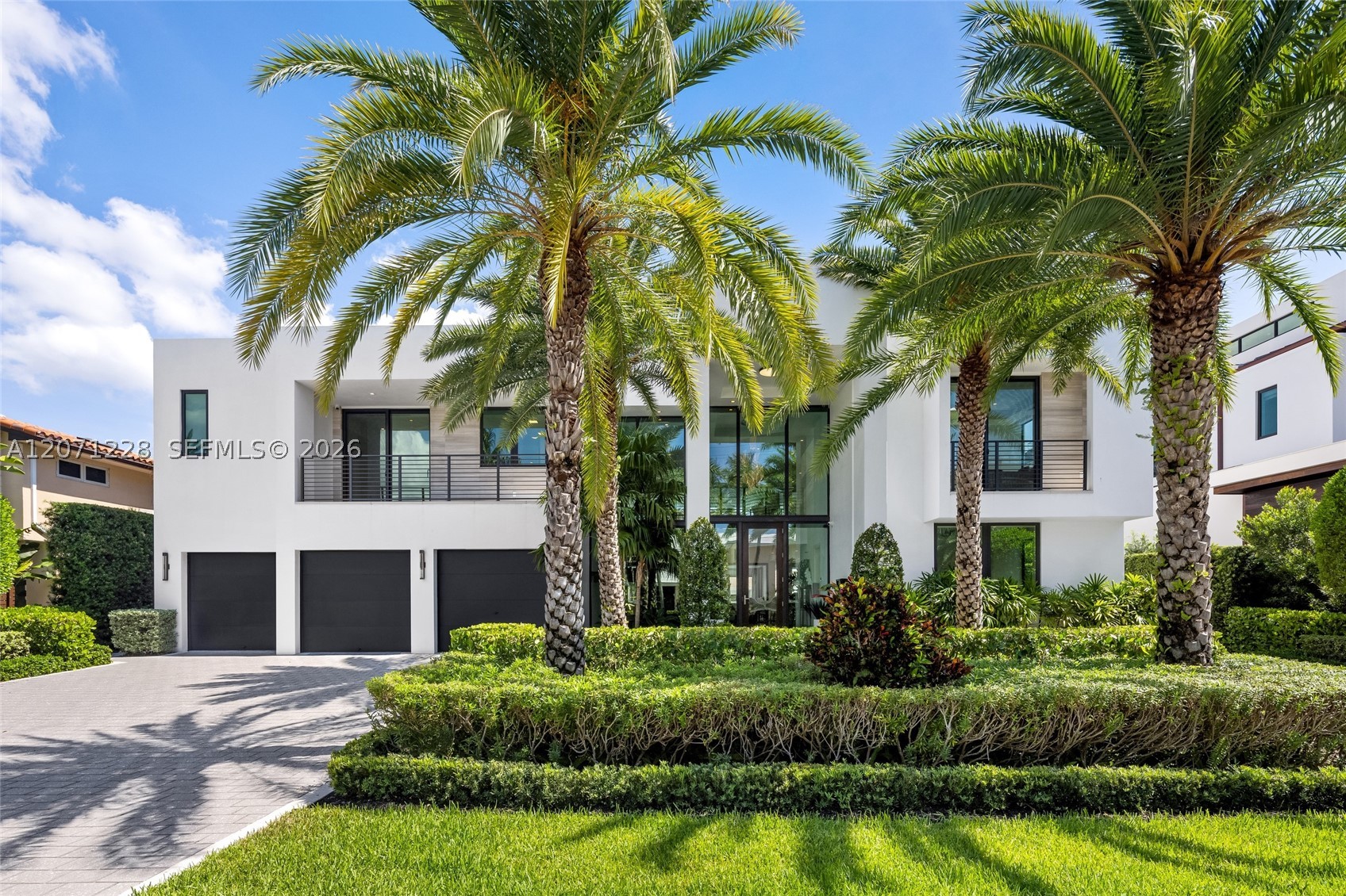 2519 Lucille Dr, Fort Lauderdale FL 33316