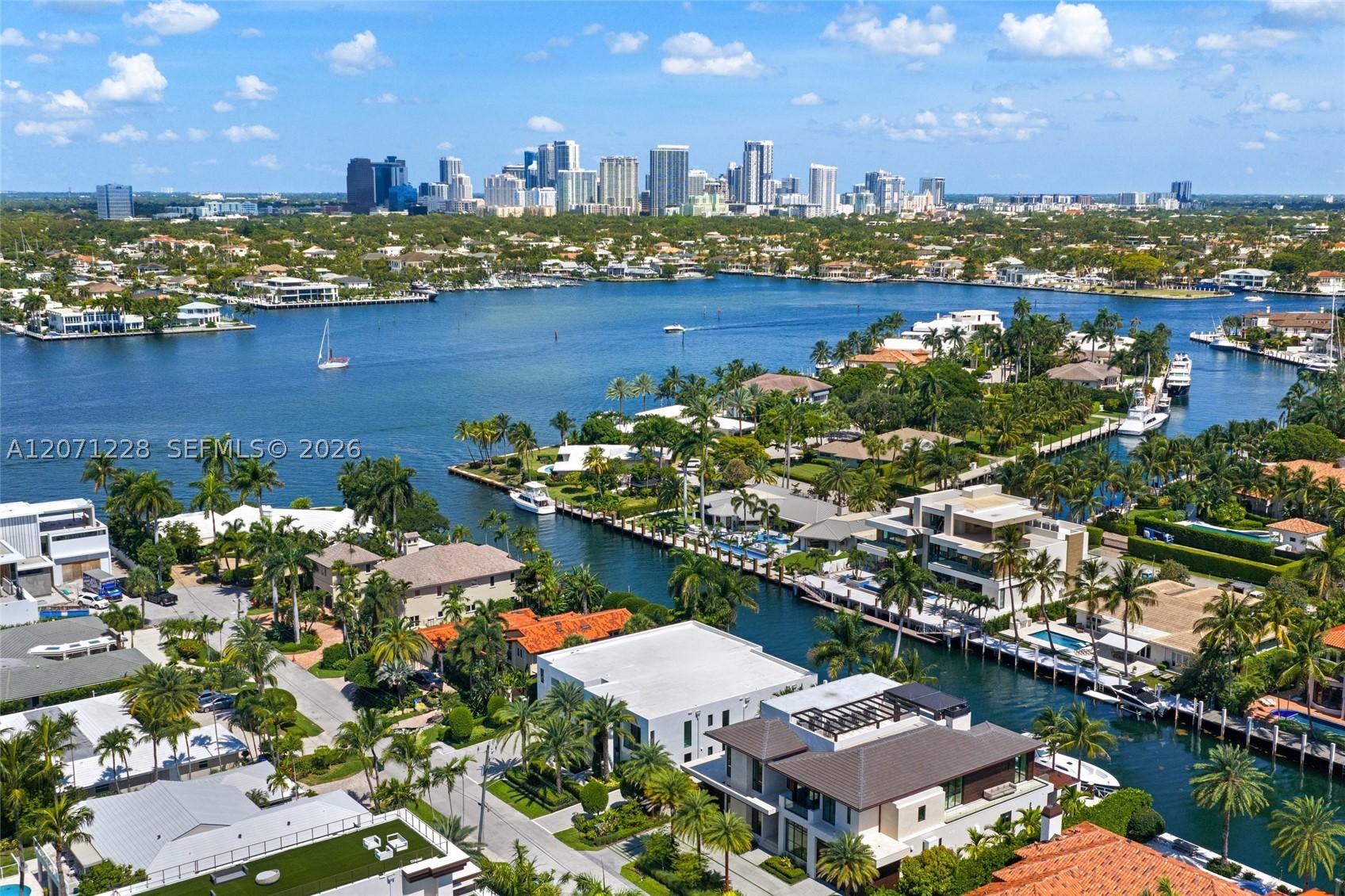 2519 Lucille Dr, Fort Lauderdale FL 33316