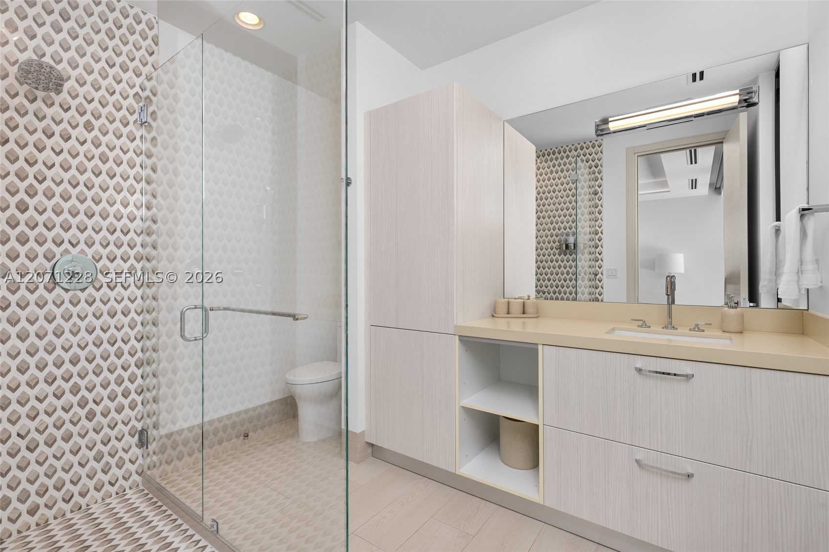 2519 Lucille Dr, Fort Lauderdale FL 33316