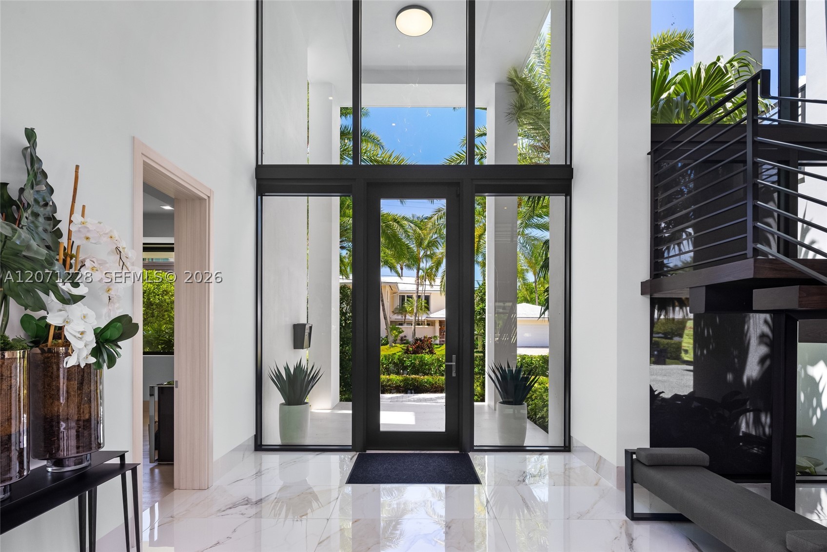 2519 Lucille Dr, Fort Lauderdale FL 33316
