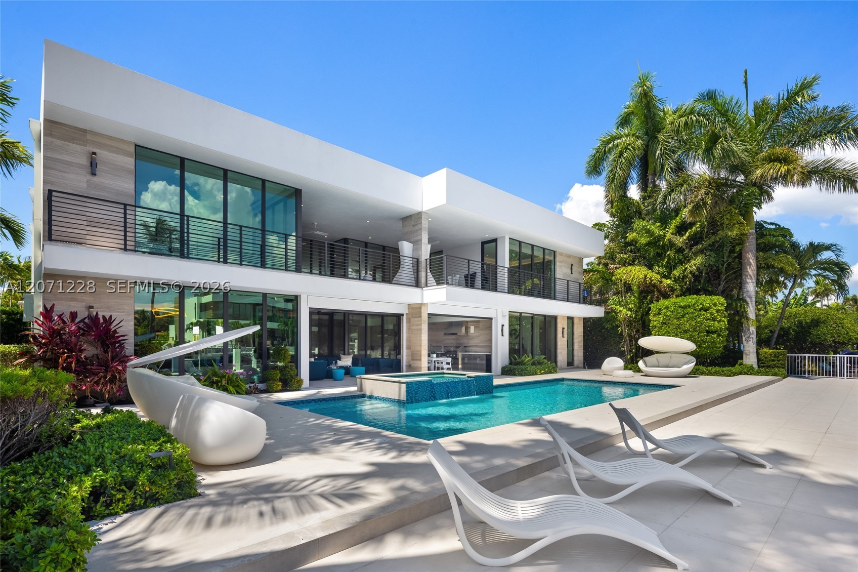 2519 Lucille Dr, Fort Lauderdale FL 33316