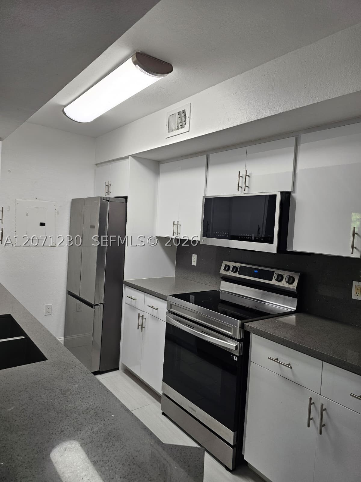 Miami FL 33196 - A12071230