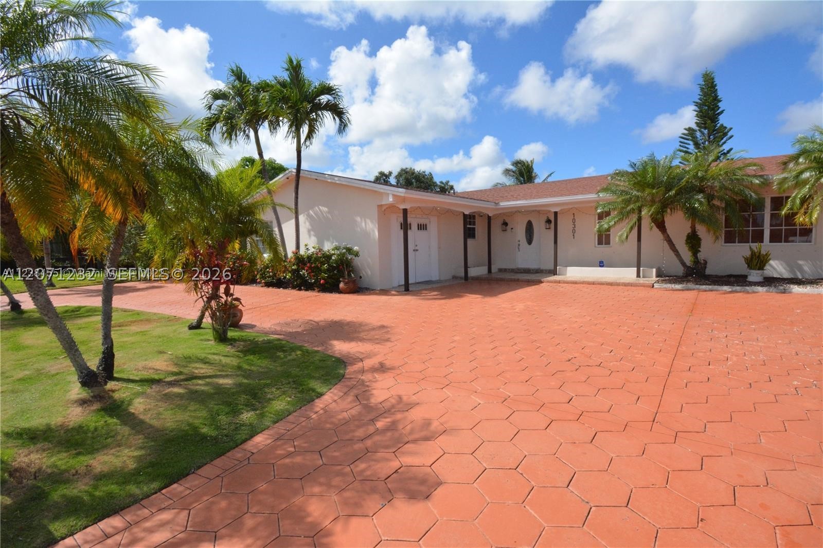 10301 SW 199th St, Cutler Bay FL 33157