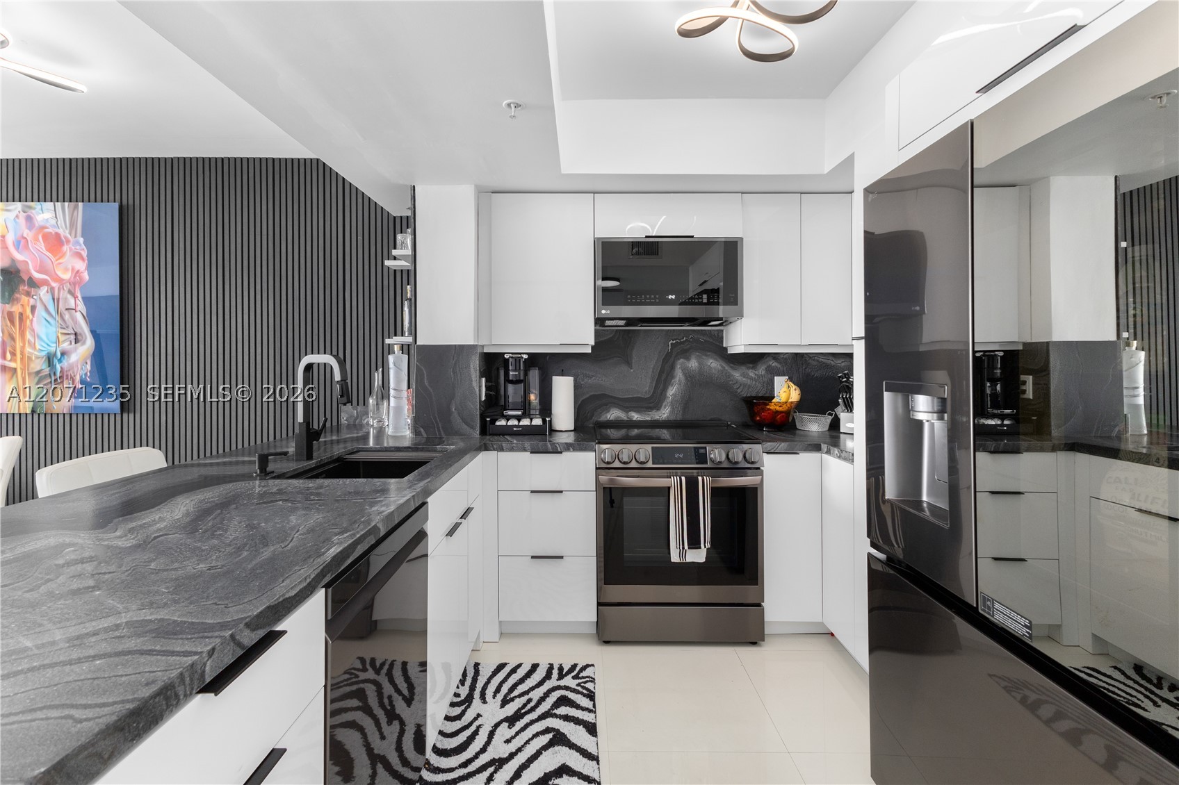 1800 Sunset Harbour Dr #2409, Miami Beach FL 33139