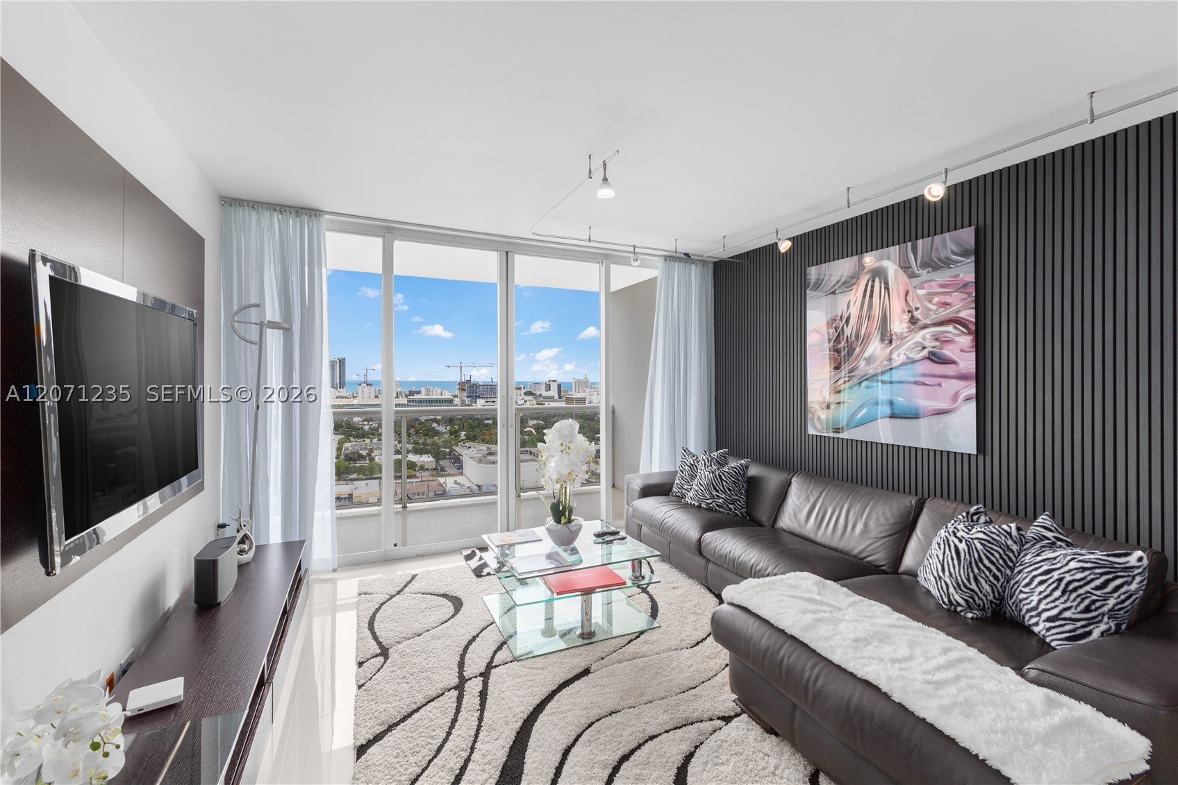 1800 Sunset Harbour Dr #2409, Miami Beach FL 33139