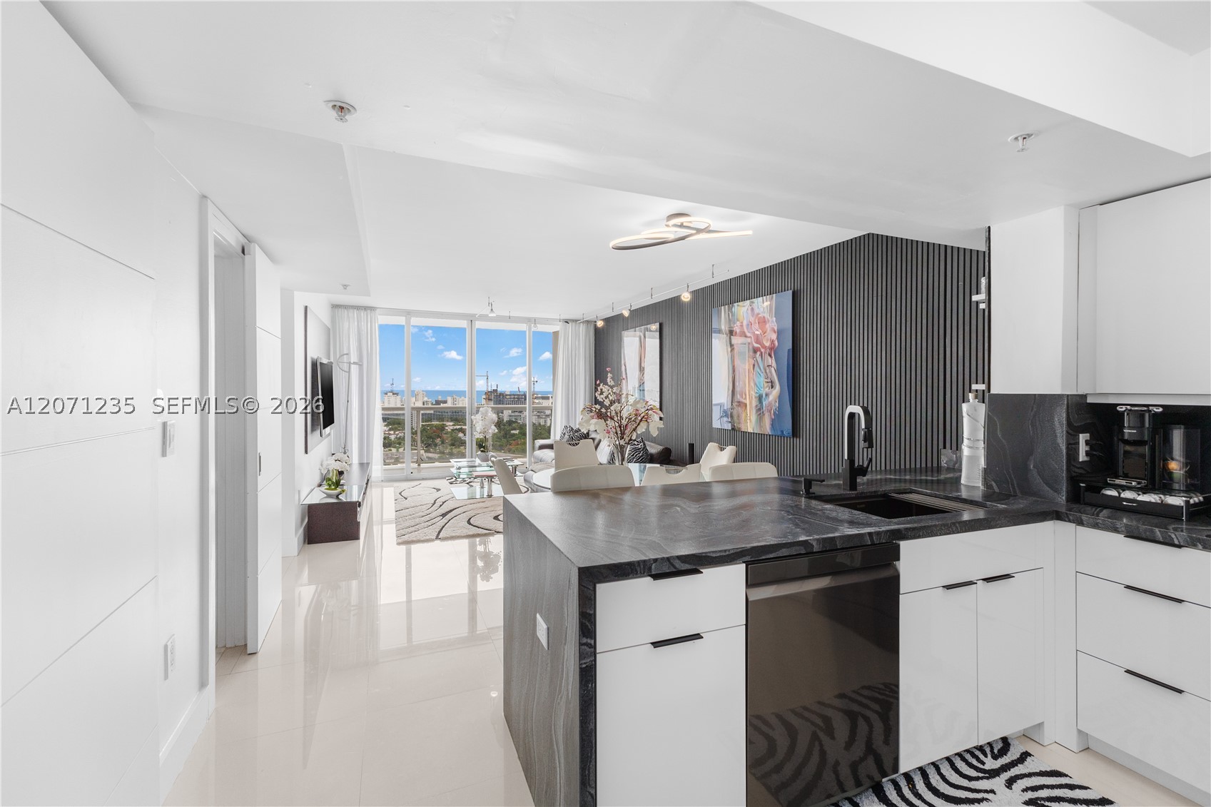 1800 Sunset Harbour Dr #2409, Miami Beach FL 33139