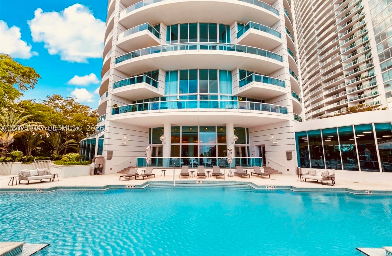 2127 Brickell Ave #1505, Miami FL 33129