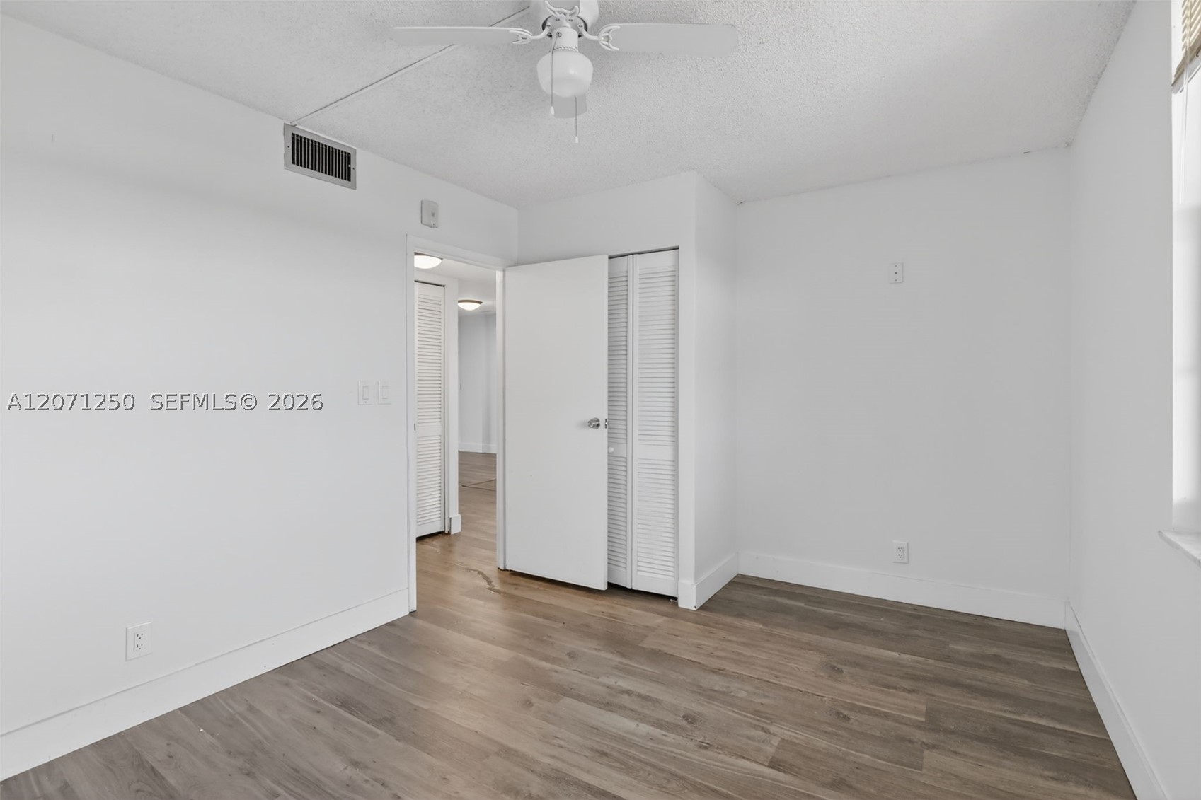 250 Jacaranda Dr #703, Plantation FL 33324