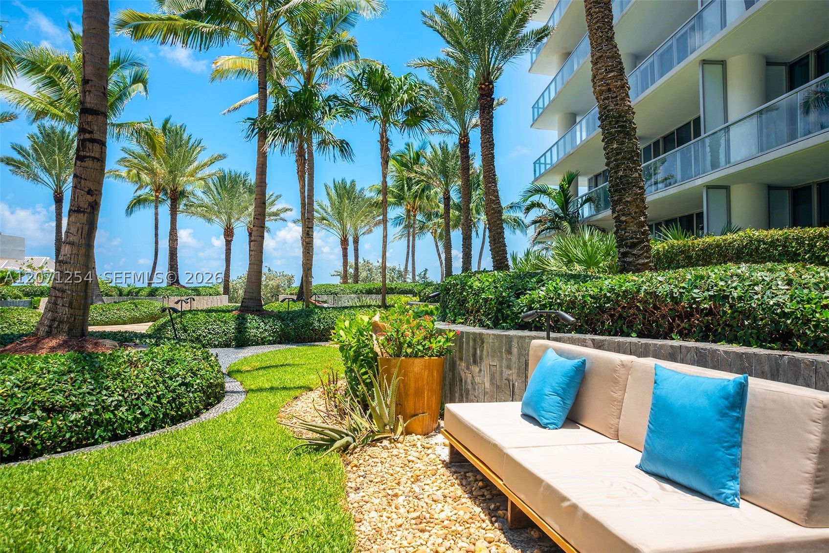 6801 Collins Ave #1206/1210, Miami Beach FL 33141