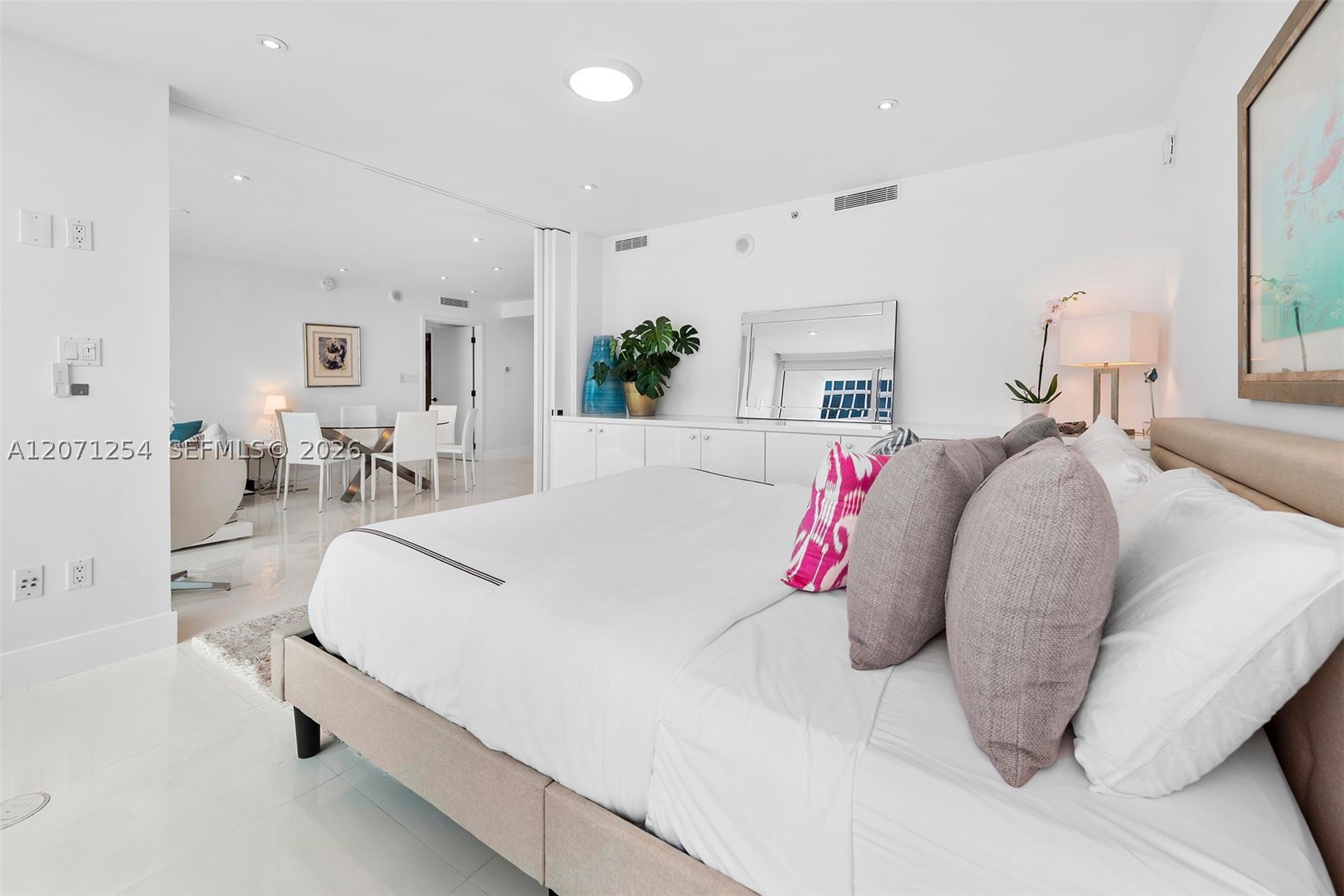 6801 Collins Ave #1206/1210, Miami Beach FL 33141