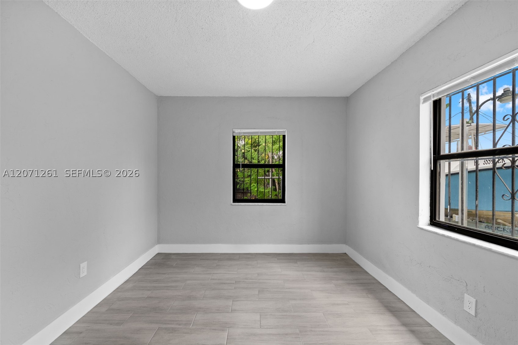 1227 NW 27th St #1227, Miami FL 33142