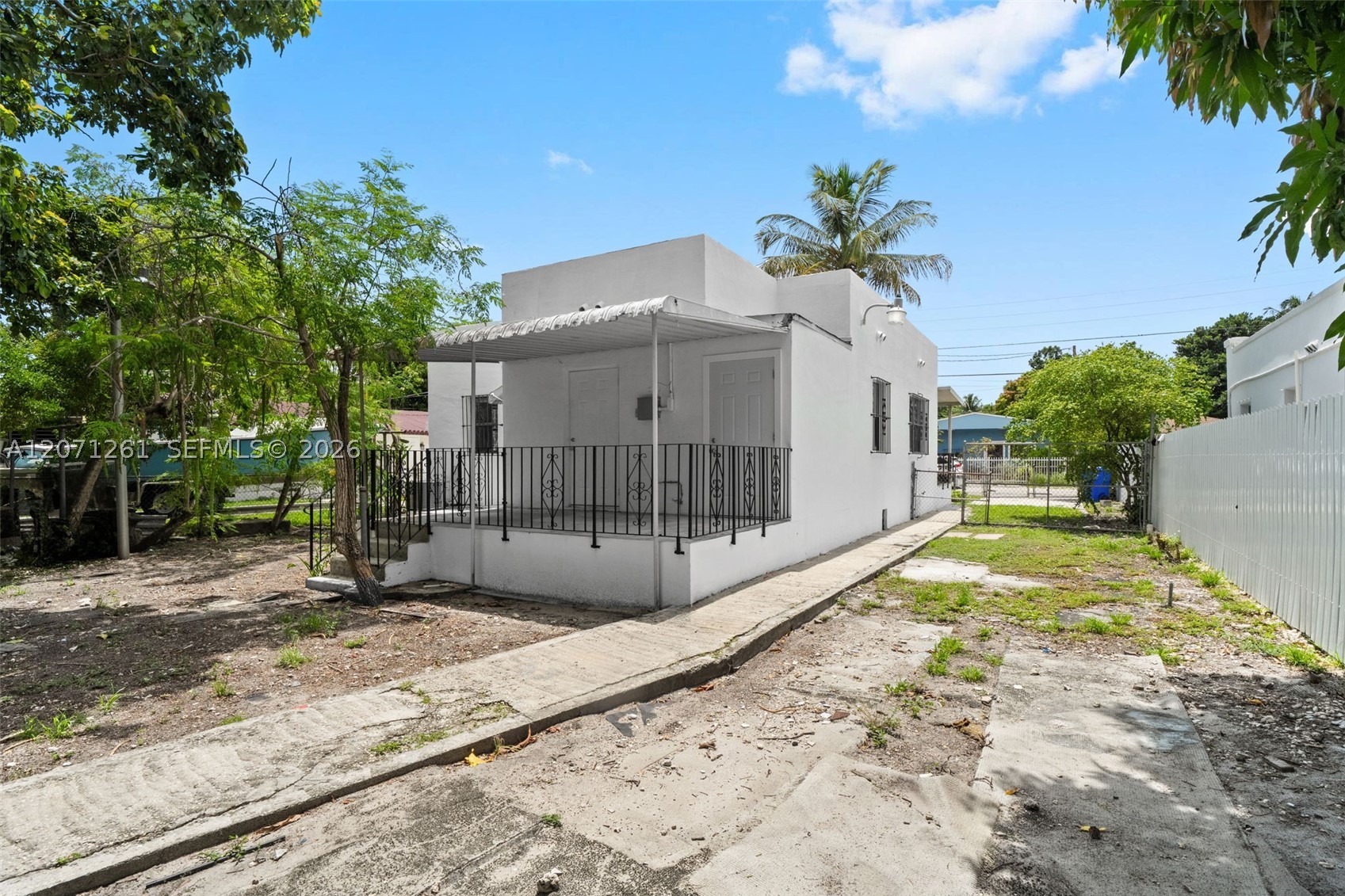 1227 NW 27th St #1227, Miami FL 33142