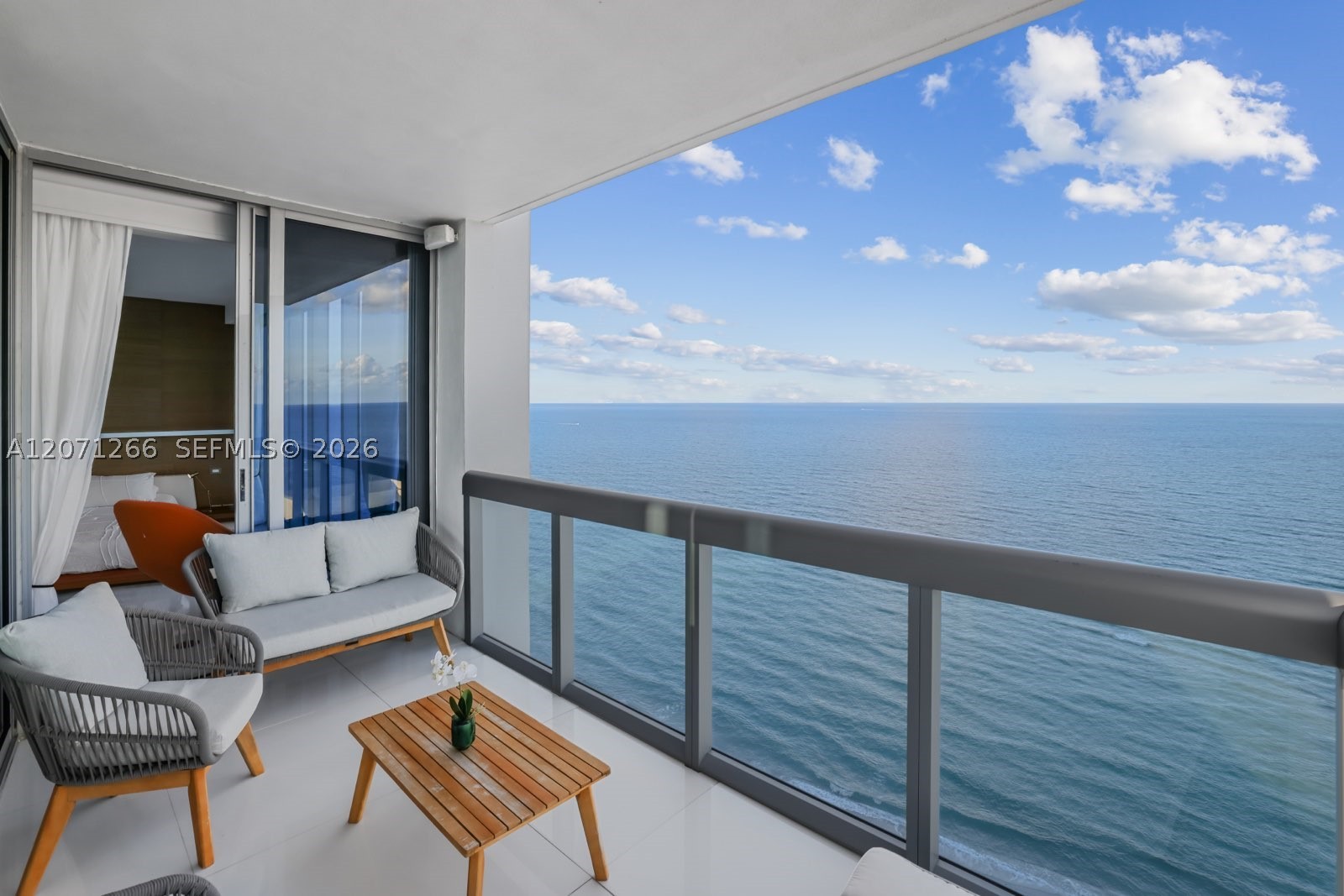 6899 Collins Ave #2208, Miami Beach FL 33141