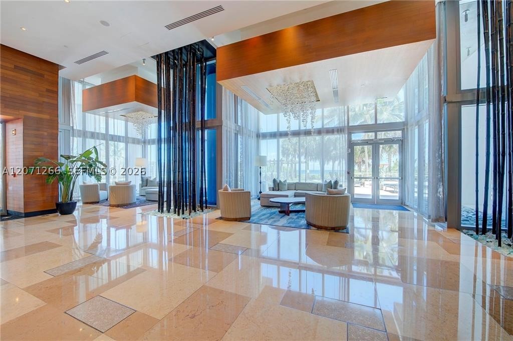 6899 Collins Ave #2208, Miami Beach FL 33141