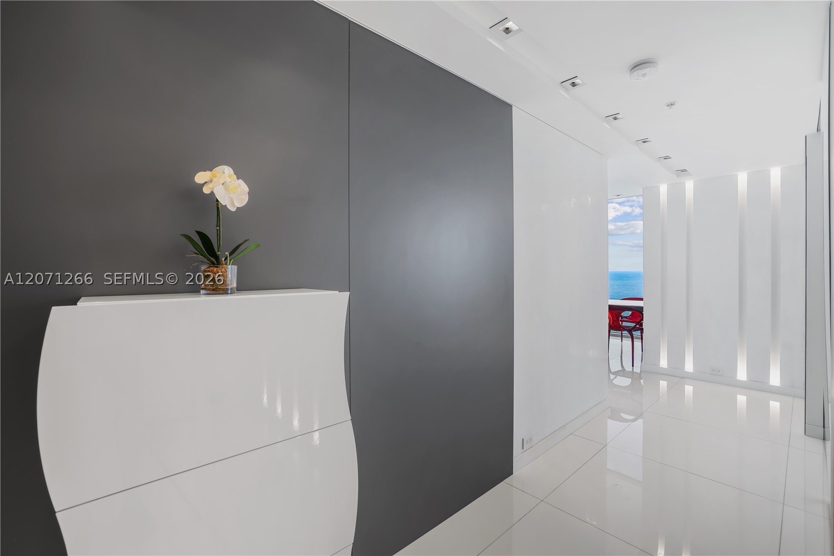6899 Collins Ave #2208, Miami Beach FL 33141