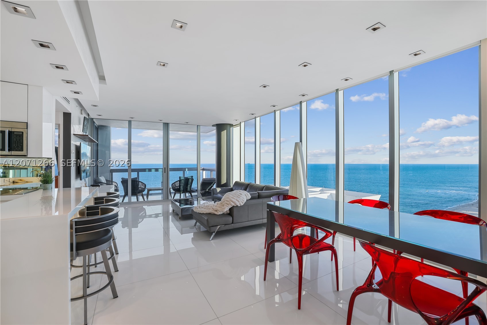 6899 Collins Ave #2208, Miami Beach FL 33141
