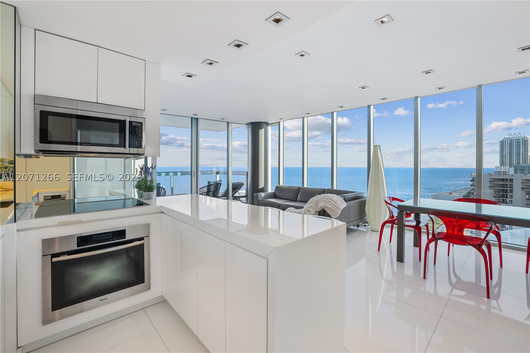 6899 Collins Ave #2208, Miami Beach FL 33141