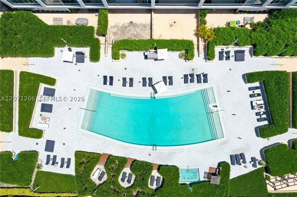 6899 Collins Ave #2208, Miami Beach FL 33141