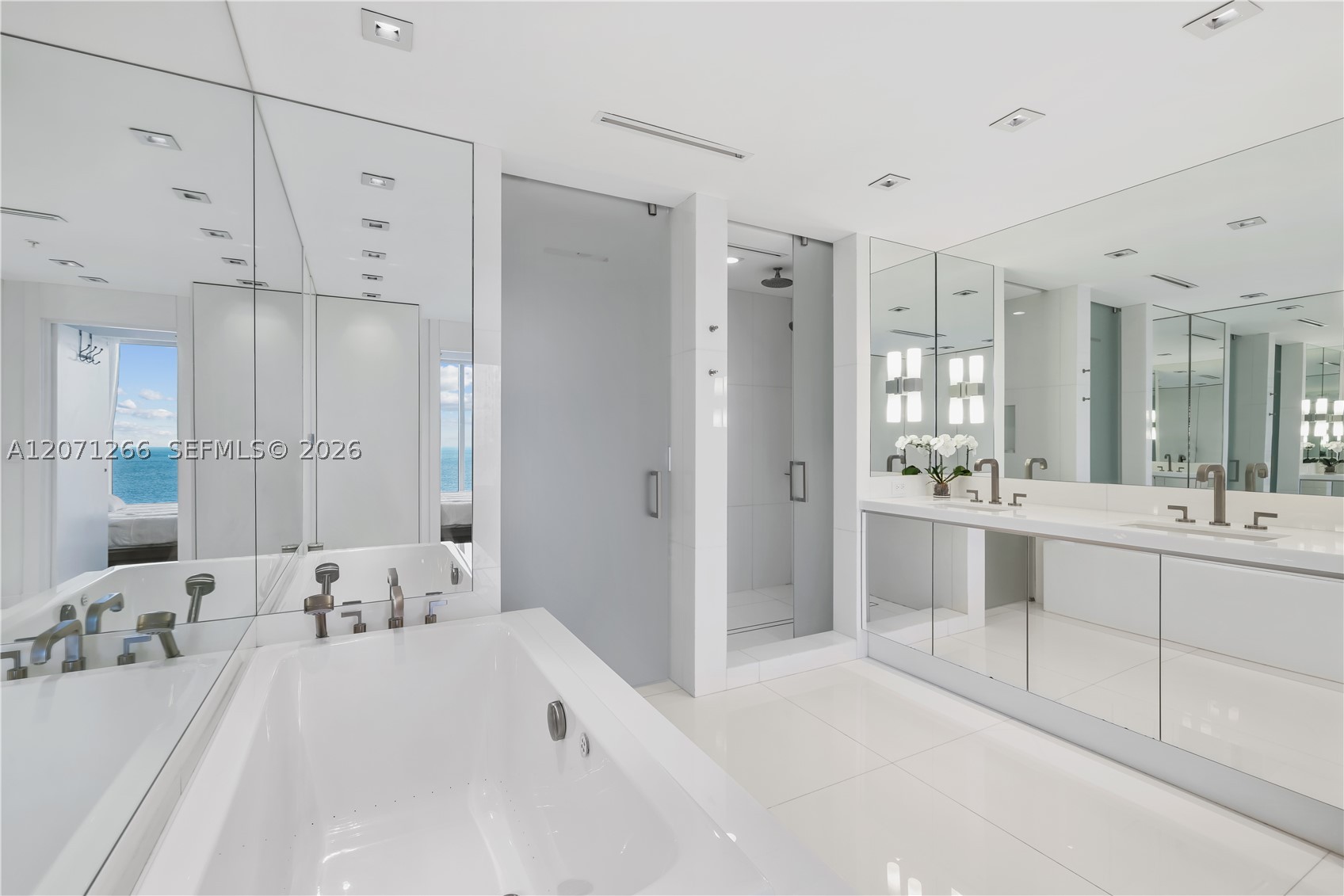 6899 Collins Ave #2208, Miami Beach FL 33141
