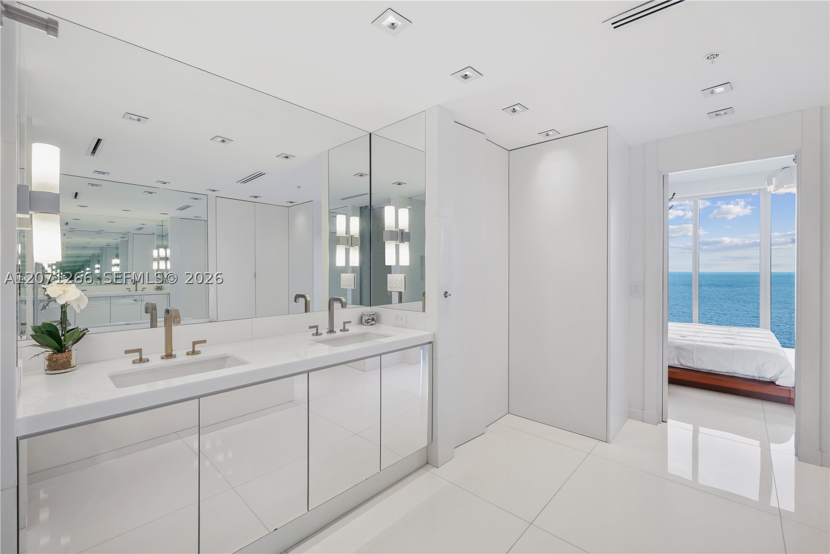 6899 Collins Ave #2208, Miami Beach FL 33141