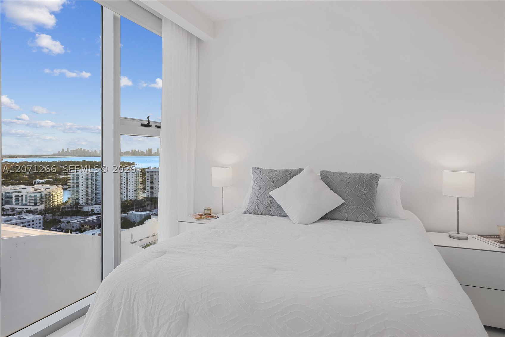 6899 Collins Ave #2208, Miami Beach FL 33141