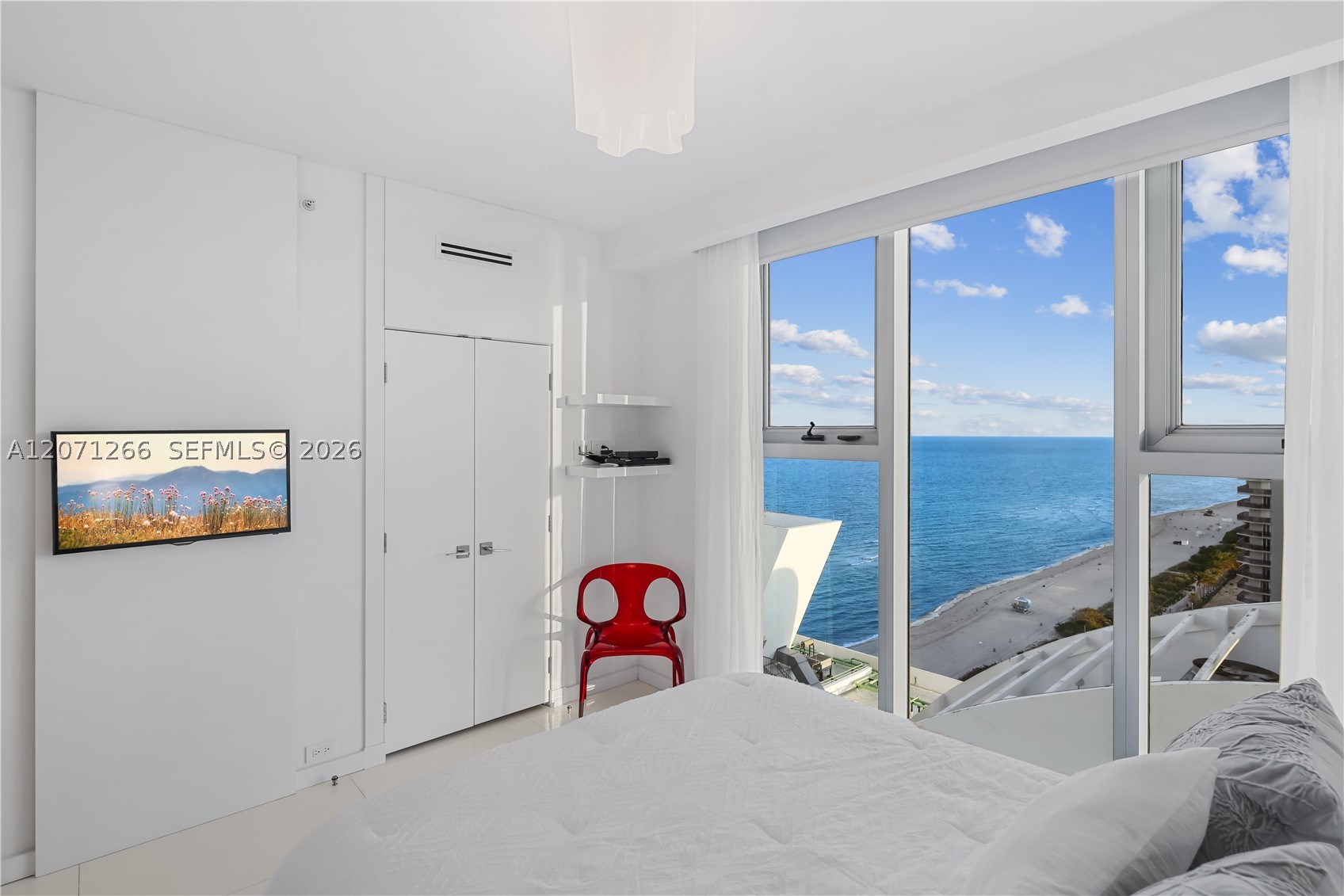 6899 Collins Ave #2208, Miami Beach FL 33141