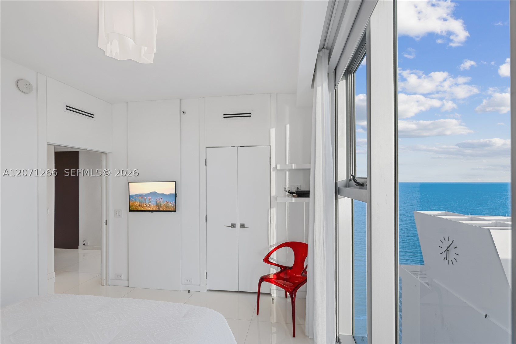 6899 Collins Ave #2208, Miami Beach FL 33141