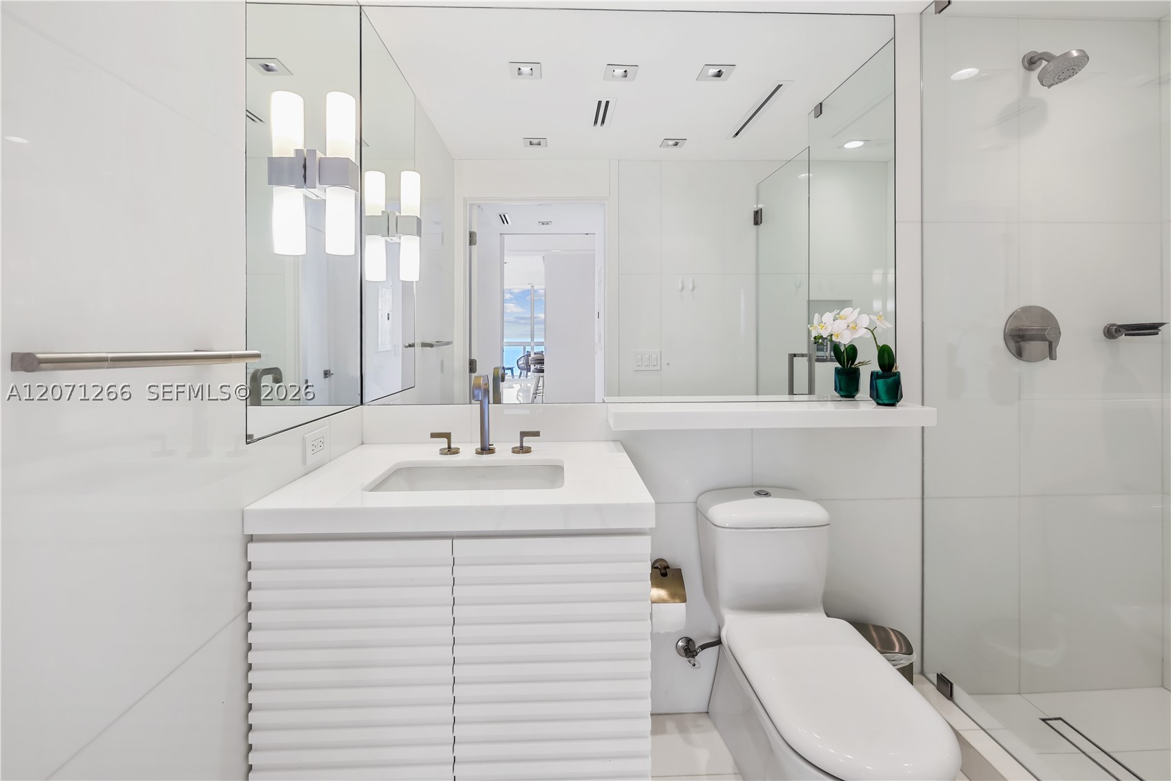 6899 Collins Ave #2208, Miami Beach FL 33141