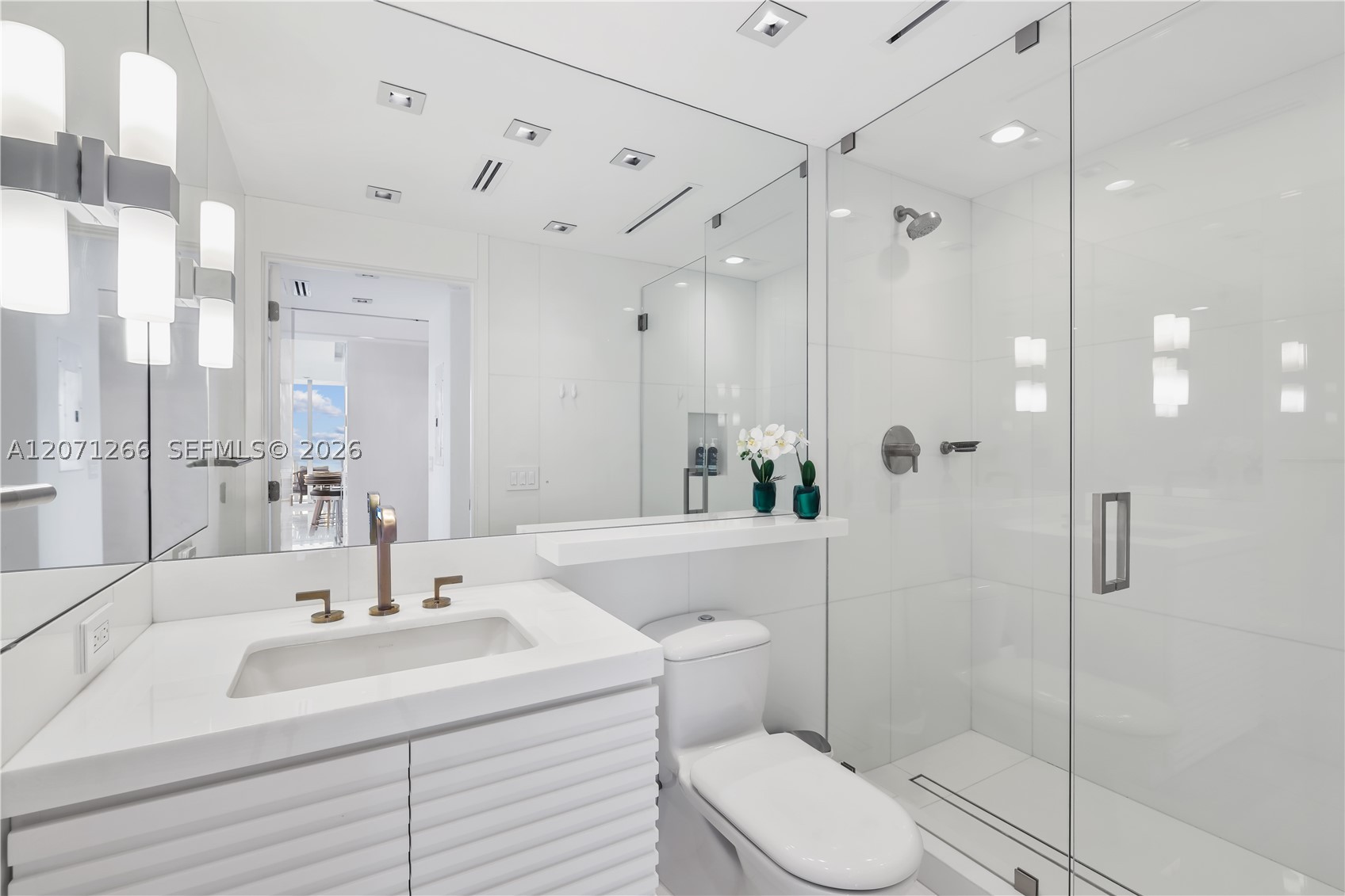 6899 Collins Ave #2208, Miami Beach FL 33141
