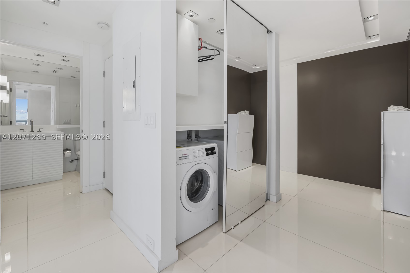 6899 Collins Ave #2208, Miami Beach FL 33141