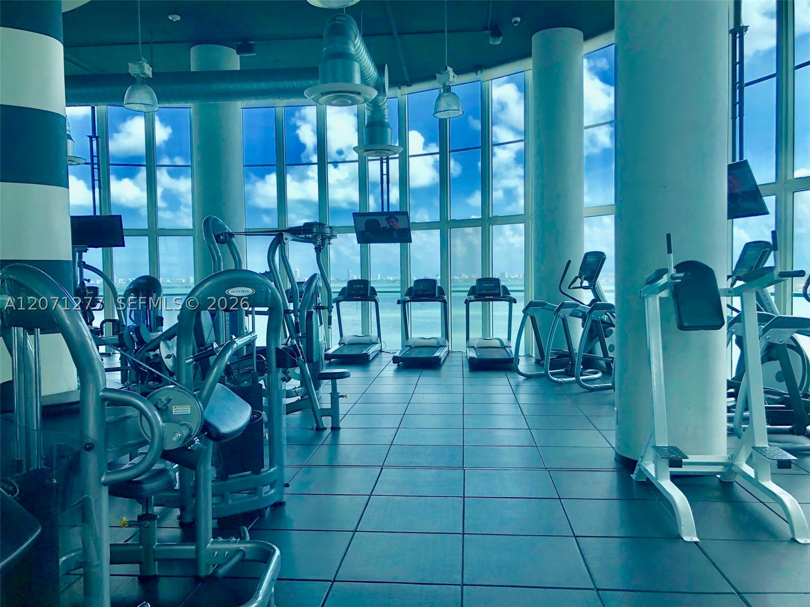 1800 N Bayshore Dr #814, Miami FL 33132