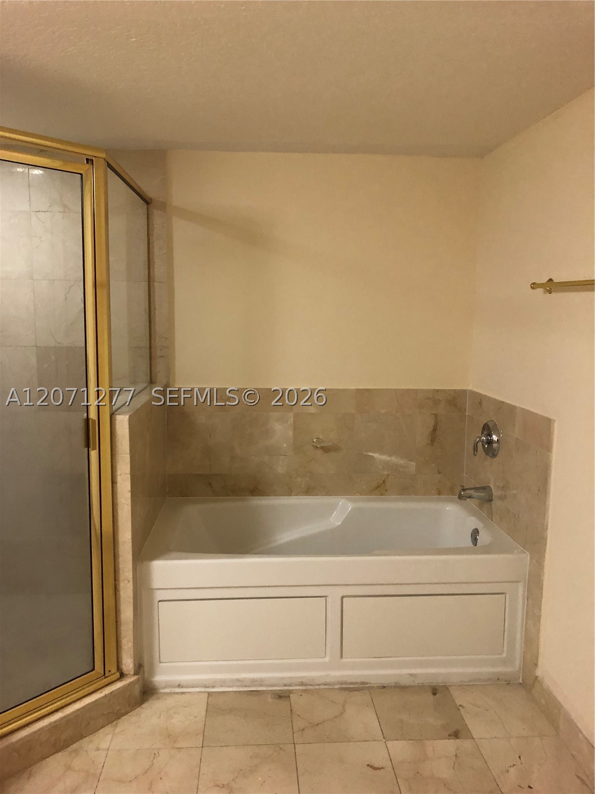 1800 N Bayshore Dr #814, Miami FL 33132