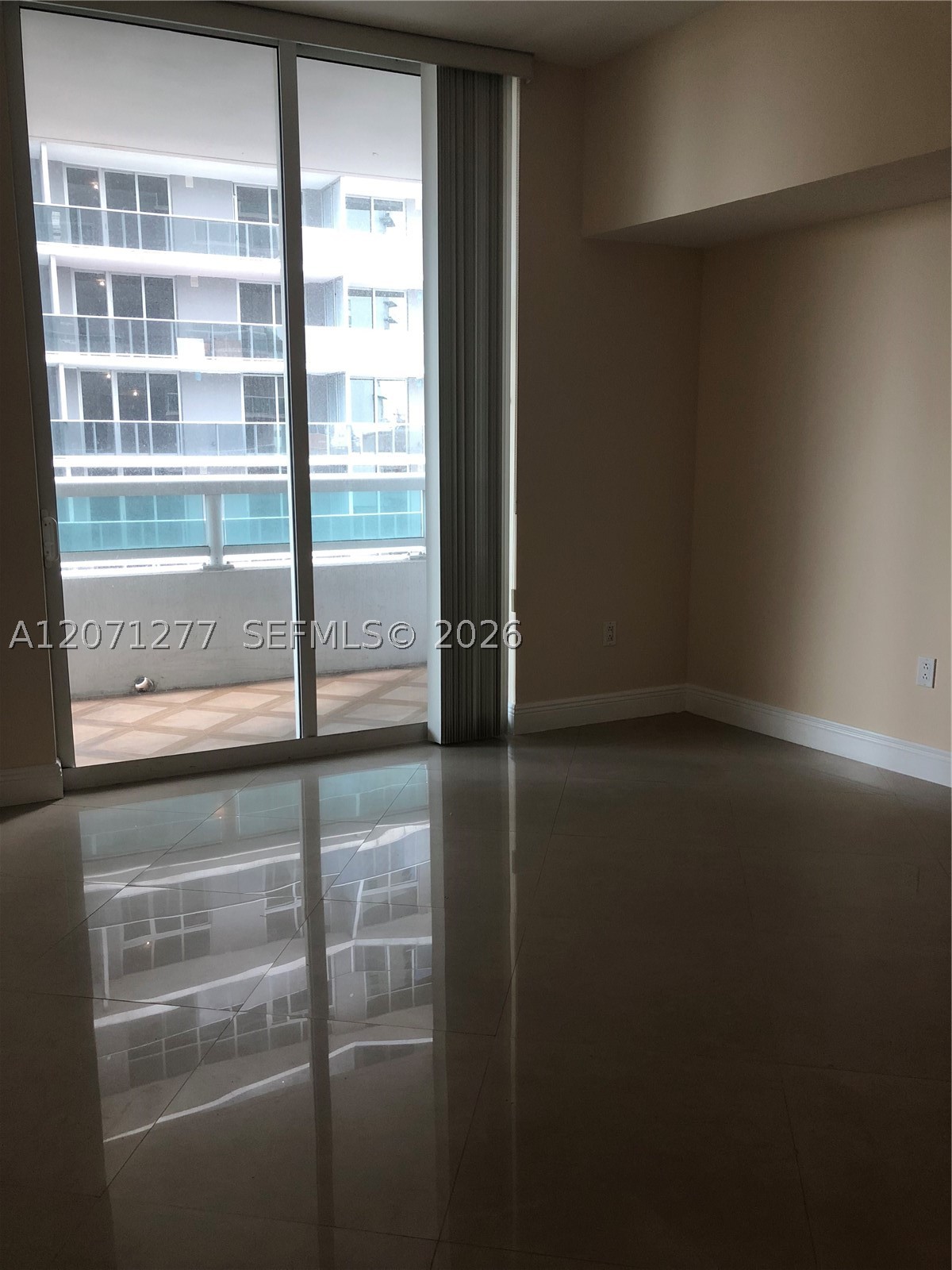 1800 N Bayshore Dr #814, Miami FL 33132