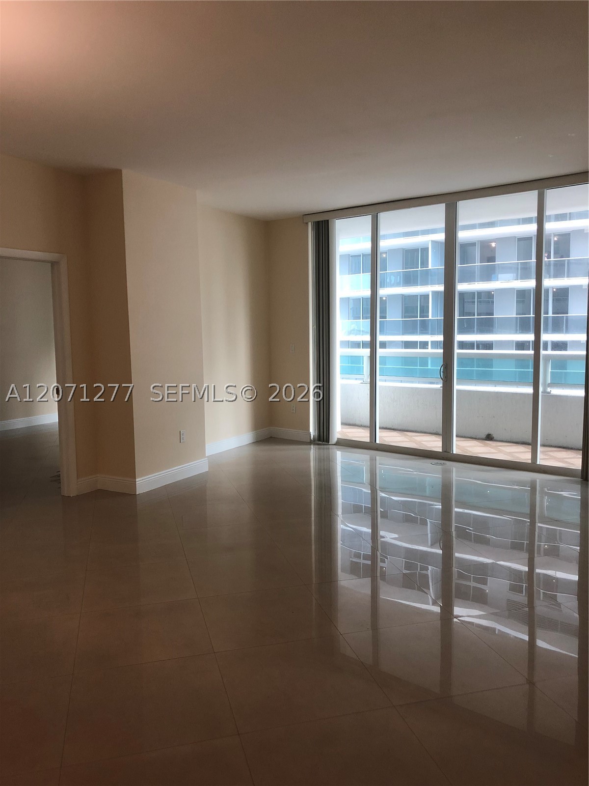 1800 N Bayshore Dr #814, Miami FL 33132