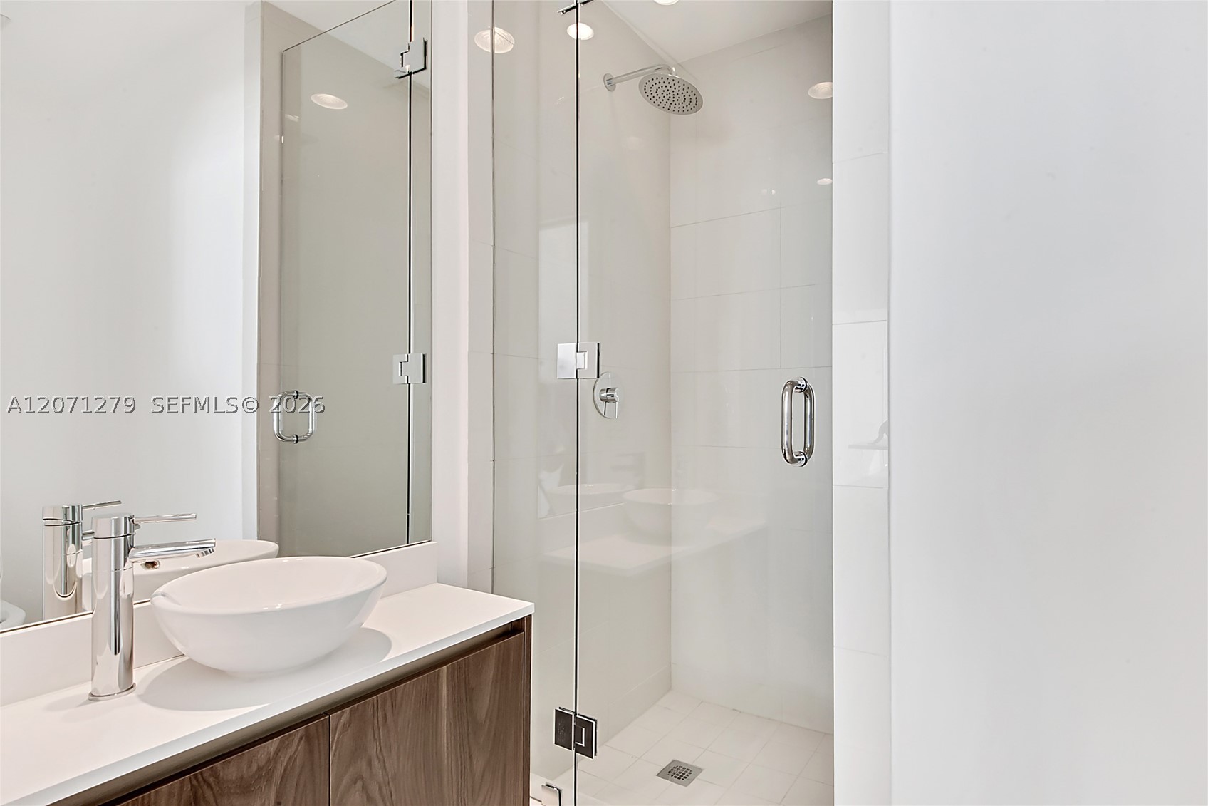 480 NE 31st St #904, Miami FL 33137