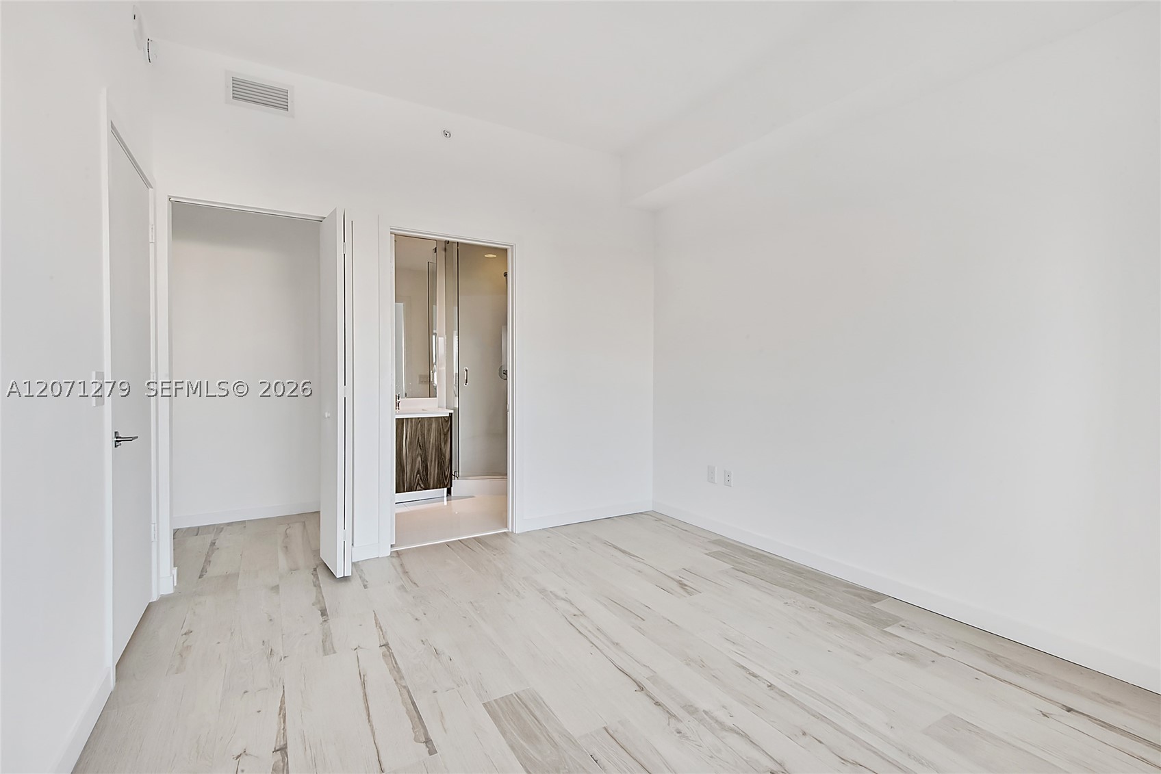 480 NE 31st St #904, Miami FL 33137
