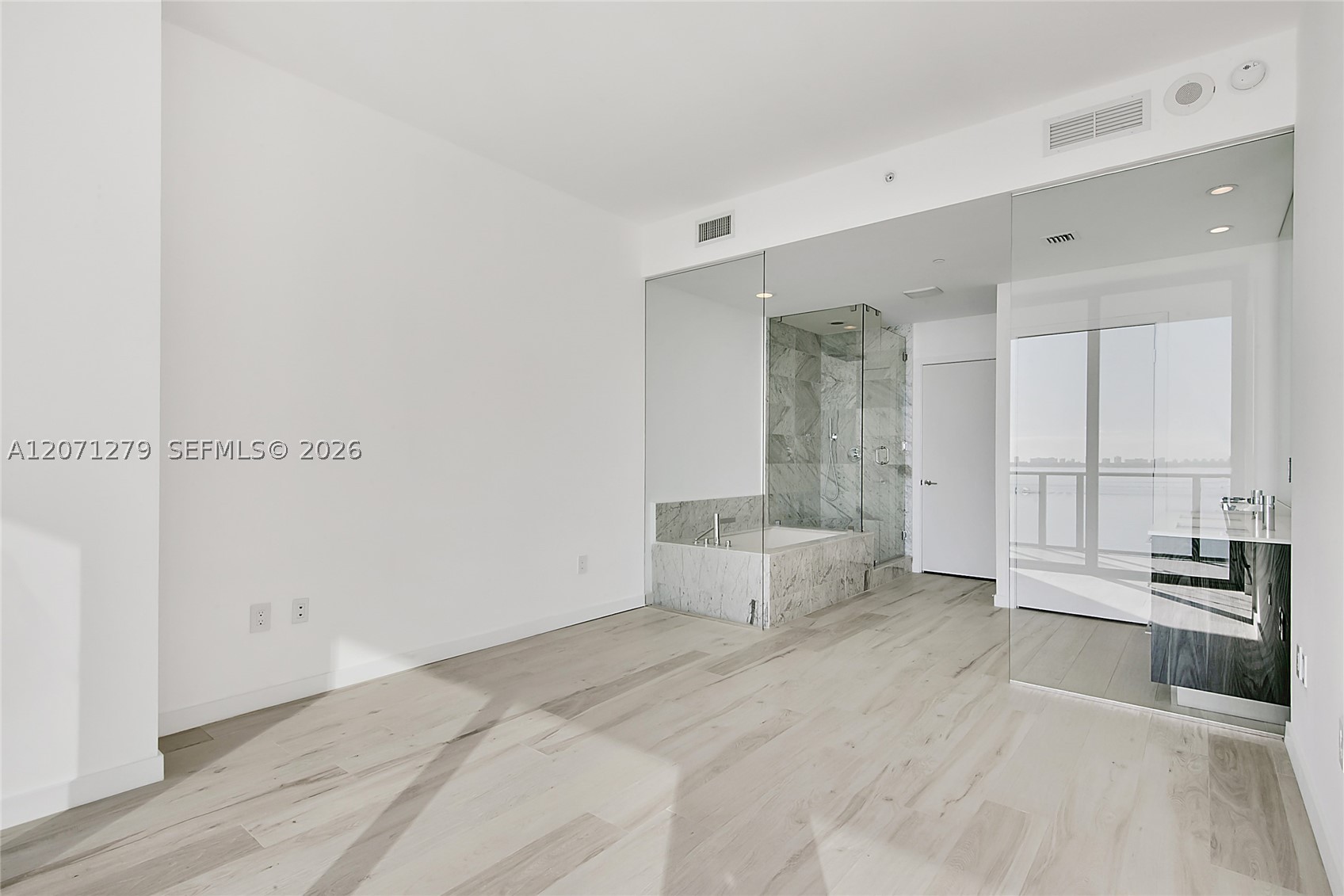 480 NE 31st St #904, Miami FL 33137