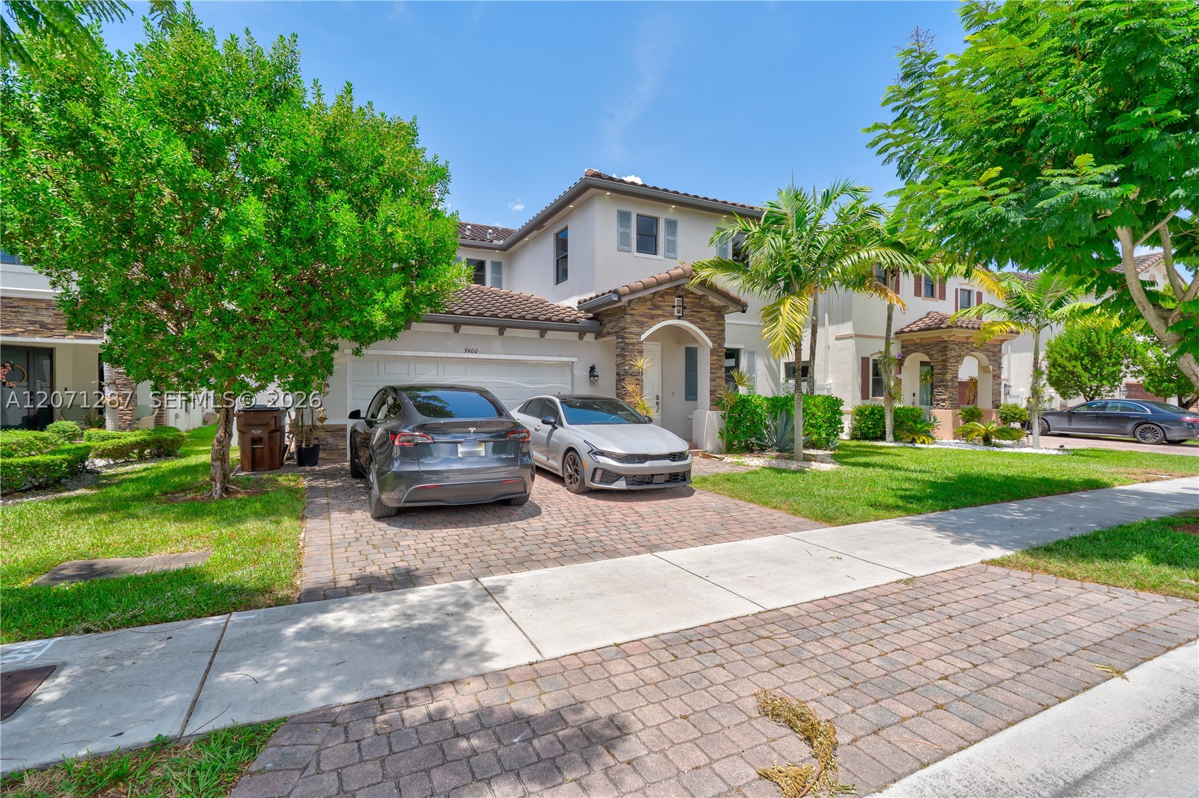 9400 W 35th Ln, Hialeah FL 33018
