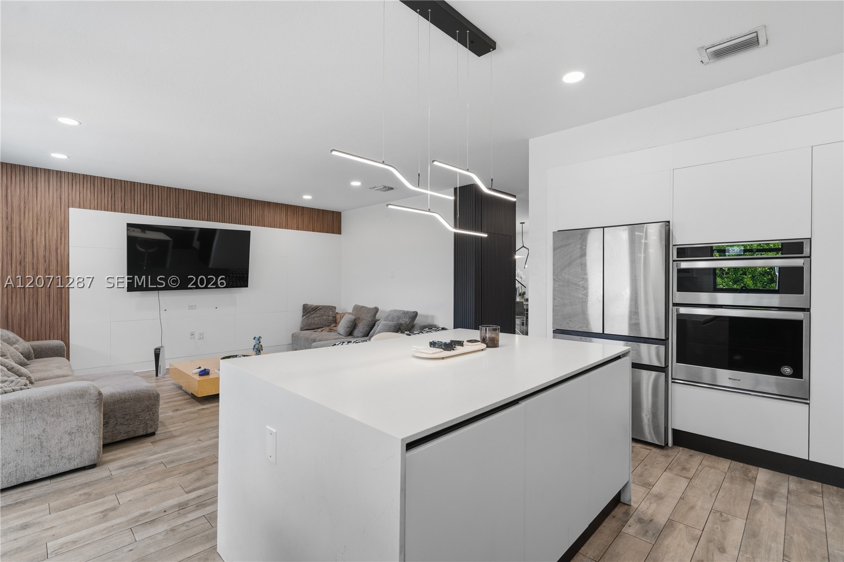 9400 W 35th Ln, Hialeah FL 33018