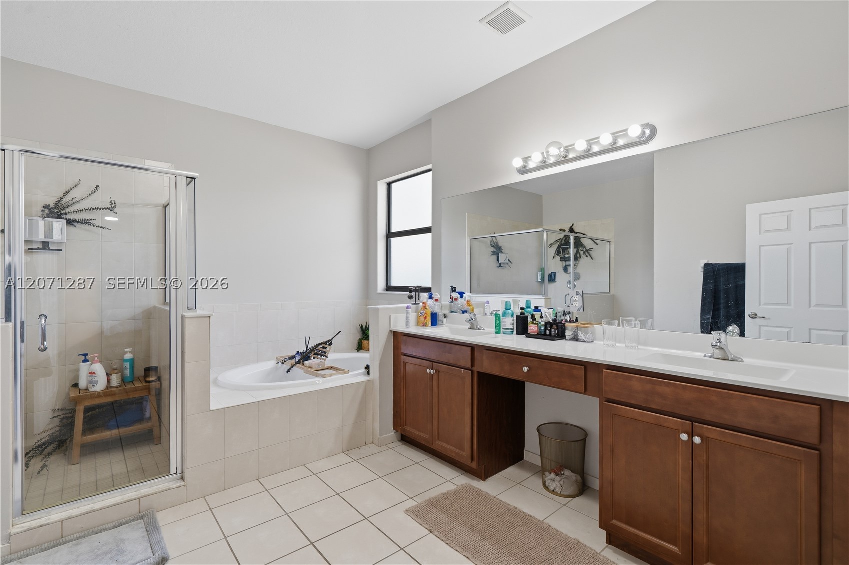 9400 W 35th Ln, Hialeah FL 33018