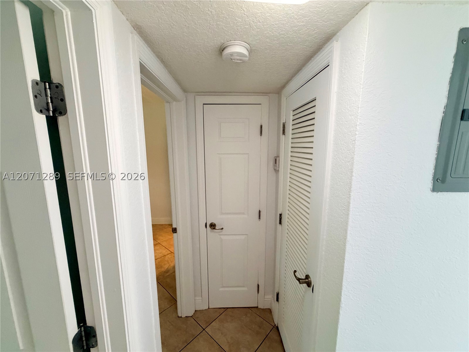 1460 NE 18th St #102, Fort Lauderdale FL 33305